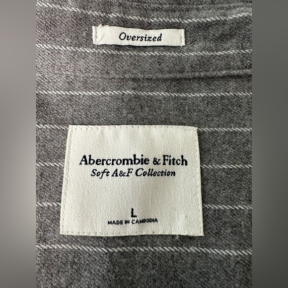 Abercrombie & Fitch Oversized Gray Striped Button-Up Shirt Size Large - Picture 6 of 7